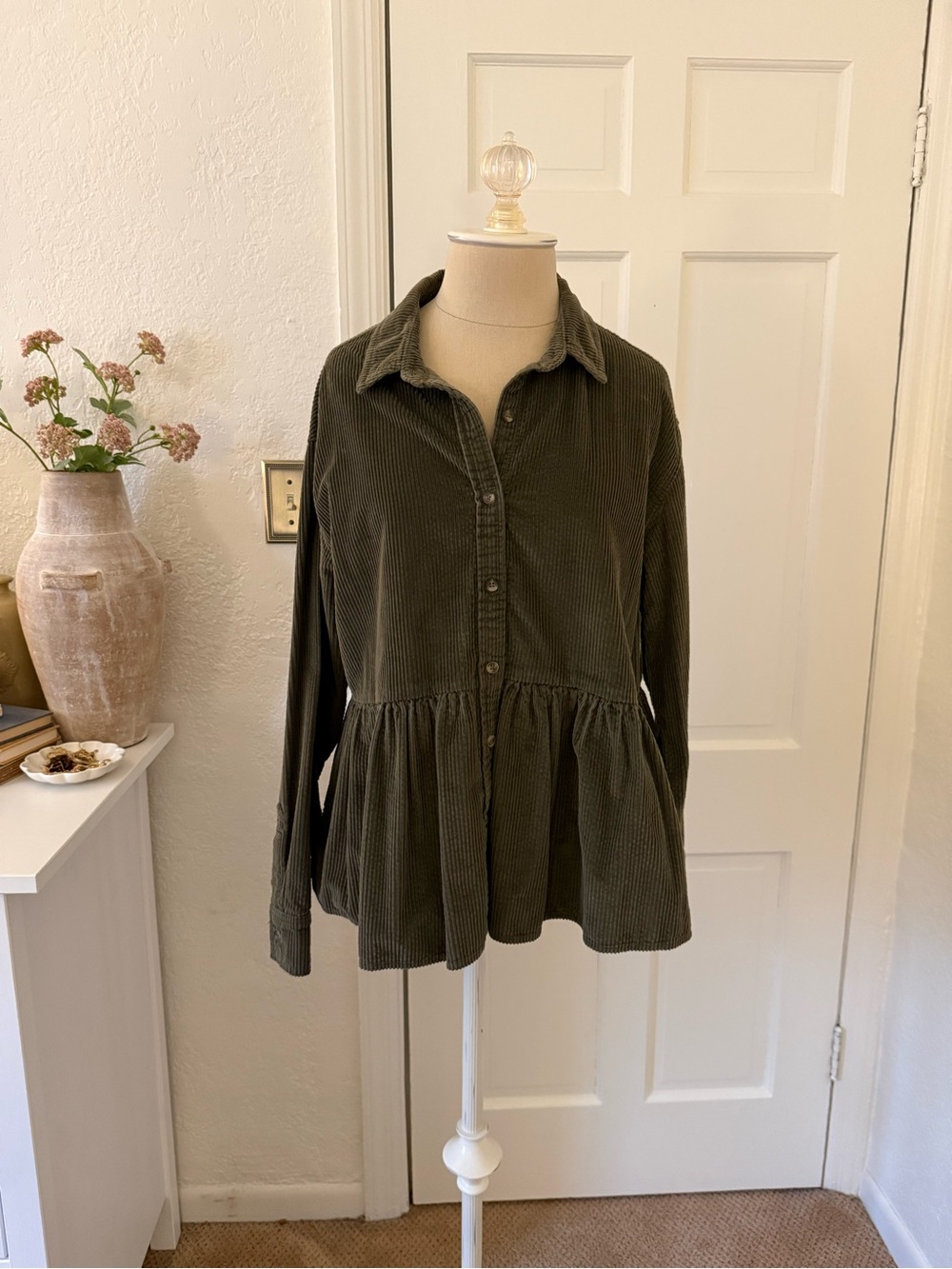 American Eagle Olive Green Button-Front Peplum Corduroy Shirt